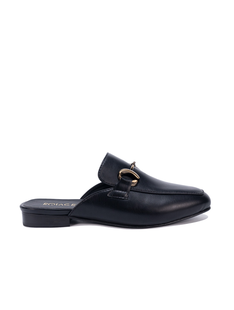 Mules plates avec chaîne